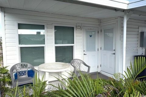 House in Sun City Center, Florida 1 bedroom, 77.48 sq.m. № 2379620 - photo 18
