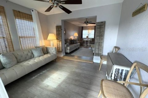 House in Sun City Center, Florida 1 bedroom, 77.48 sq.m. № 2379620 - photo 19