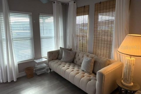 House in Sun City Center, Florida 1 bedroom, 77.48 sq.m. № 2379620 - photo 23