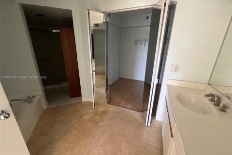 Copropriété à louer à Aventura, Floride: 2 chambres, 126.44 m2 № 1951194 - photo 4
