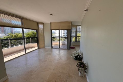 Copropriété à louer à Aventura, Floride: 2 chambres, 126.44 m2 № 1951194 - photo 6
