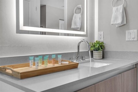 Купить виллу или дом в Форт-Лодердейл, Флорида 3 спальни, 111.11м2, № 2026246 - фото 18