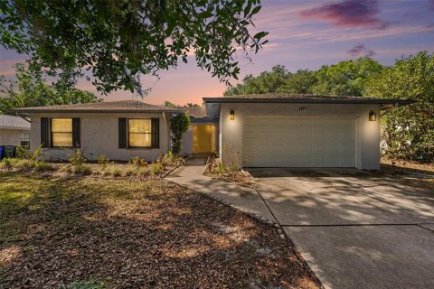 Casa en Lakeland, Florida 3 dormitorios, 178 m2 № 2151806