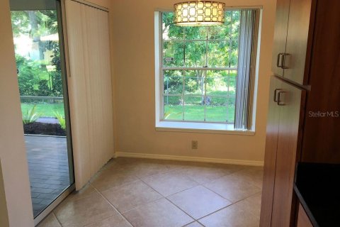 House in Sarasota, Florida 3 bedrooms, 153.01 sq.m. № 2216096 - photo 6