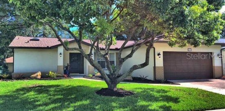 House in Sarasota, Florida 3 bedrooms, 153.01 sq.m. № 2216096