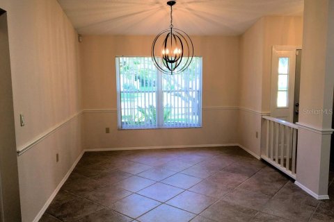 House in Sarasota, Florida 3 bedrooms, 153.01 sq.m. № 2216096 - photo 3