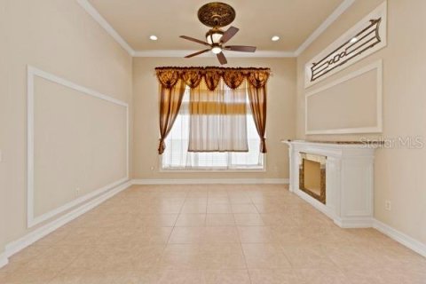 House in Wimauma, Florida 4 bedrooms, 260.03 sq.m. № 2133792 - photo 10