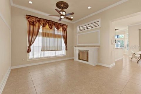 House in Wimauma, Florida 4 bedrooms, 260.03 sq.m. № 2133792 - photo 9