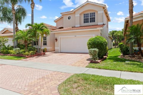 House in Wimauma, Florida 4 bedrooms, 260.03 sq.m. № 2133792 - photo 5