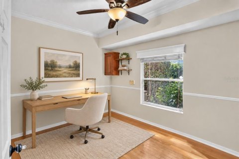 House in Oviedo, Florida 4 bedrooms, 361.02 sq.m. № 2393733 - photo 27