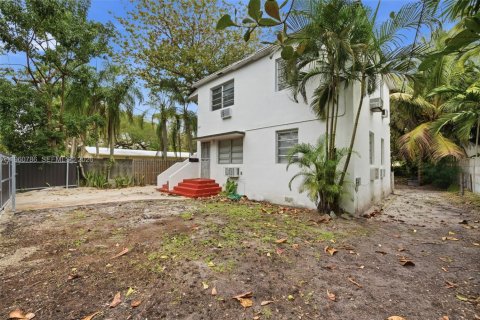 Villa ou maison à louer à Miami, Floride: 2 chambres, 138.61 m2 № 2024456 - photo 12
