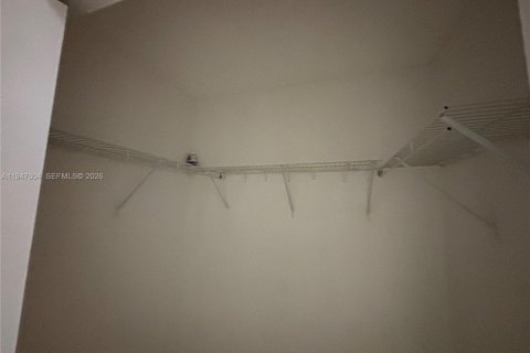 Снять в аренду кондоминиум в Майами, Флорида 2 спальни, 90.86м2, № 2003753 - фото 13