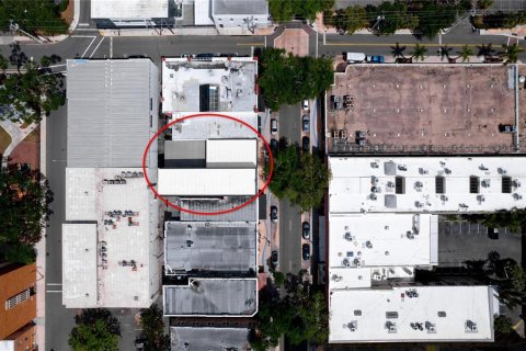 Immobilier commercial à louer à Bradenton, Floride: 903.47 m2 № 2308427 - photo 8