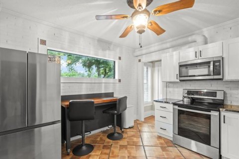 Casa en venta en Clearwater, Florida, 3 dormitorios, 173.91 m2 № 1913378 - foto 9