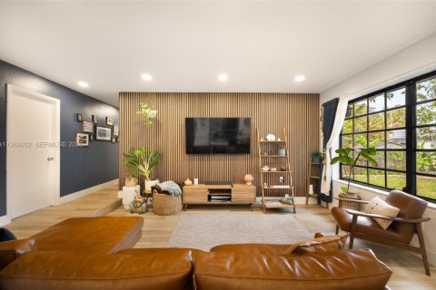 Купить виллу или дом в Майами, Флорида 4 спальни, 141.12м2, № 2050298 - фото 6