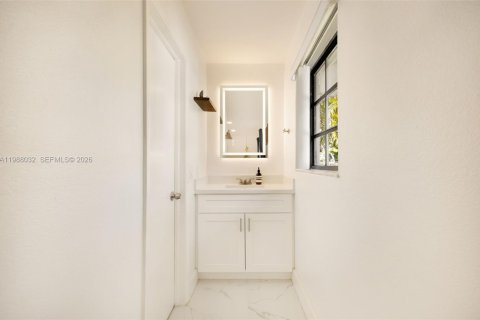 Купить виллу или дом в Майами, Флорида 4 спальни, 141.12м2, № 2050298 - фото 20