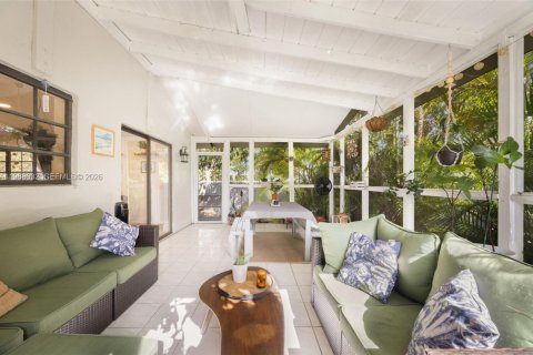 Купить виллу или дом в Майами, Флорида 4 спальни, 141.12м2, № 2050298 - фото 17