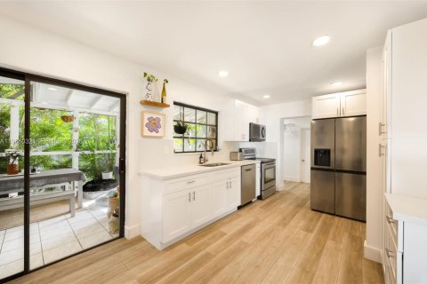 Купить виллу или дом в Майами, Флорида 4 спальни, 141.12м2, № 2050298 - фото 10