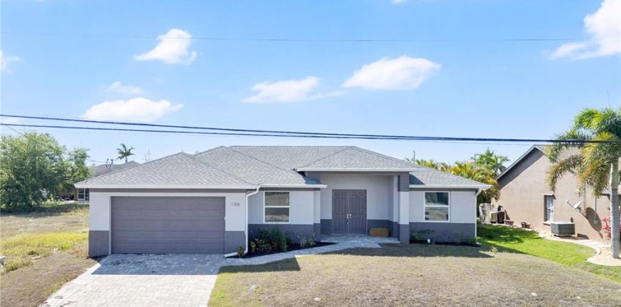Casa en Cape Coral, Florida 3 dormitorios, 160.35 m2 № 2094188