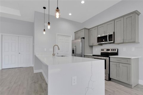 Casa en venta en Cape Coral, Florida, 3 dormitorios, 160.35 m2 № 2094188 - foto 10