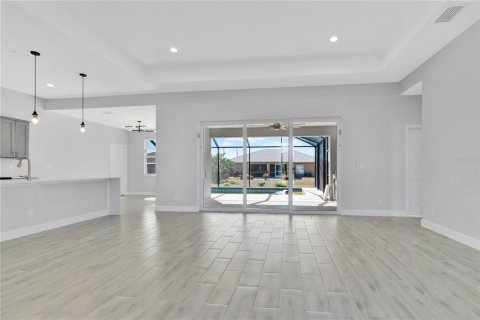 Casa en venta en Cape Coral, Florida, 3 dormitorios, 160.35 m2 № 2094188 - foto 9