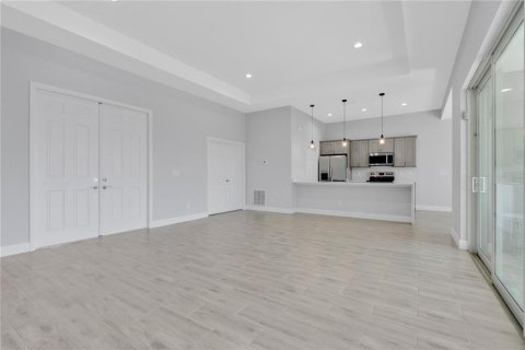 Casa en venta en Cape Coral, Florida, 3 dormitorios, 160.35 m2 № 2094188 - foto 3