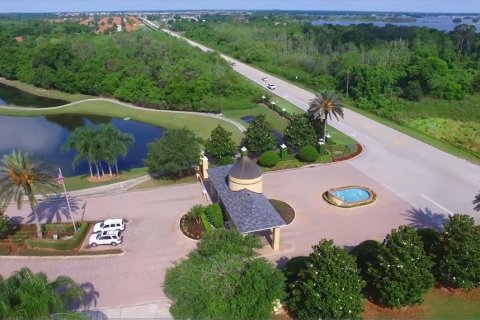 Купить виллу или дом в Лейк-Уэльс, Флорида 5 комнат, 97.27м2, № 1849442 - фото 20