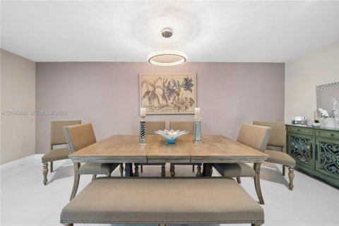 Copropriété à vendre à Miami, Floride: 3 chambres, 164.44 m2 № 2387787 - photo 7