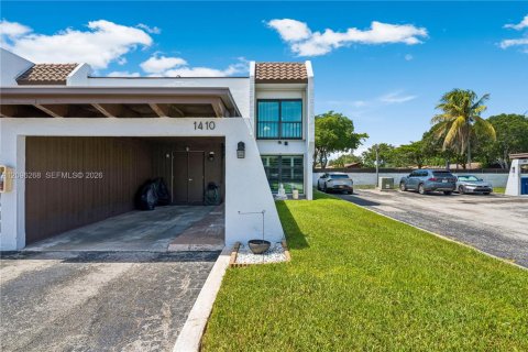 Copropriété à vendre à Miami, Floride: 3 chambres, 164.44 m2 № 2387787 - photo 3