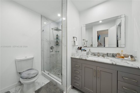 Copropriété à vendre à Miami, Floride: 3 chambres, 164.44 m2 № 2387787 - photo 28