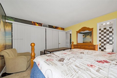 Copropriété à vendre à Royal Palm Beach, Floride: 2 chambres, 101.08 m2 № 2061811 - photo 12