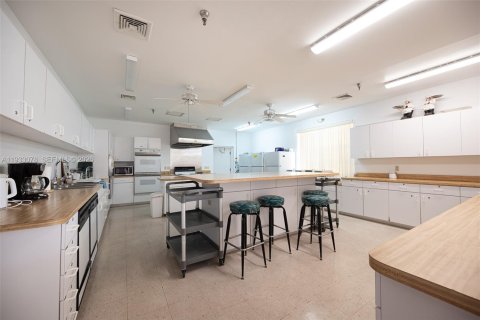 Copropriété à vendre à Royal Palm Beach, Floride: 2 chambres, 101.08 m2 № 2061811 - photo 23