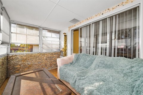 Copropriété à vendre à Royal Palm Beach, Floride: 2 chambres, 101.08 m2 № 2061811 - photo 6