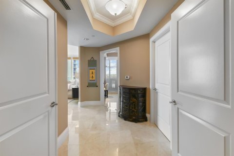 Condo in Riviera Beach, Florida, 3 bedrooms  № 2081911 - photo 10