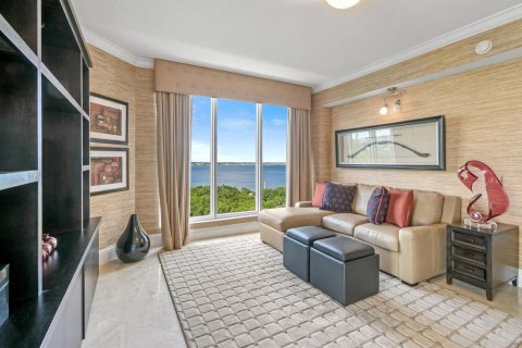 Condo in Riviera Beach, Florida, 3 bedrooms  № 2081911 - photo 19