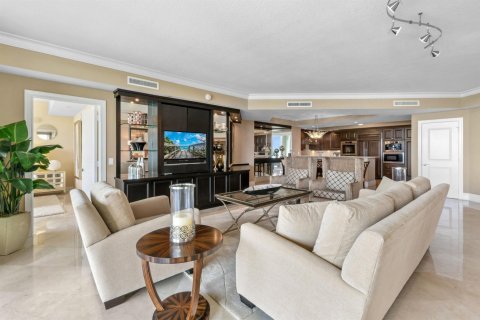 Condo in Riviera Beach, Florida, 3 bedrooms  № 2081911 - photo 5
