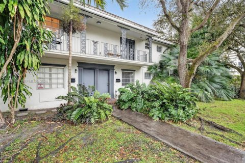 Land in Coral Gables, Florida № 2010808 - photo 18