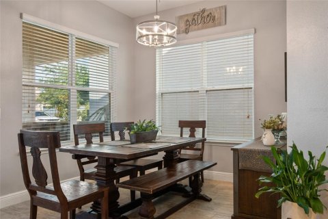 House in Oakland, Florida 3 bedrooms, 199.93 sq.m. № 2222019 - photo 24