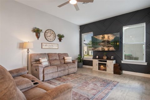 House in Oakland, Florida 3 bedrooms, 199.93 sq.m. № 2222019 - photo 30
