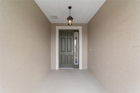 House in Ocala, Florida 2 bedrooms, 164.16 sq.m. № 2207207 - photo 9