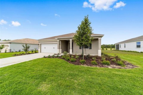 House in Ocala, Florida 2 bedrooms, 164.16 sq.m. № 2207207