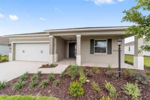 House in Ocala, Florida 2 bedrooms, 164.16 sq.m. № 2207207 - photo 5