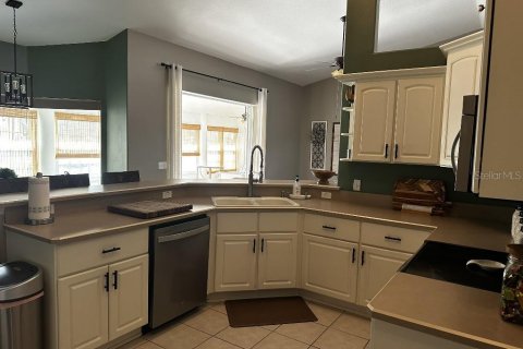 Casa en venta en Belleview, Florida, 4 dormitorios, 212.1 m2 № 1815525 - foto 13