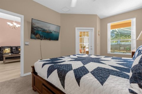 House in Haines City, Florida 4 bedrooms, 181.72 sq.m. № 2110542 - photo 10