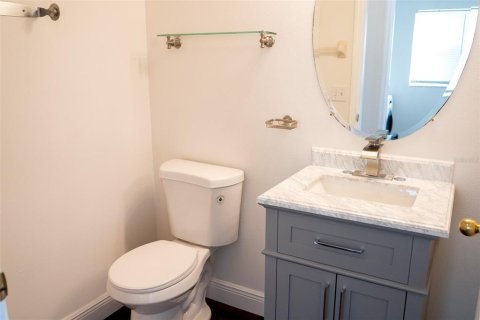 House in Kissimmee, Florida 4 bedrooms, 195.37 sq.m. № 2141974 - photo 22