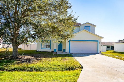 House in Kissimmee, Florida 4 bedrooms, 195.37 sq.m. № 2141974 - photo 2