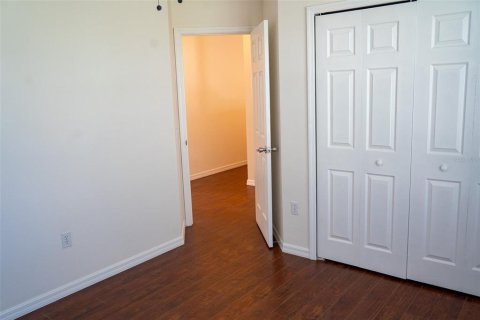 House in Kissimmee, Florida 4 bedrooms, 195.37 sq.m. № 2141974 - photo 18