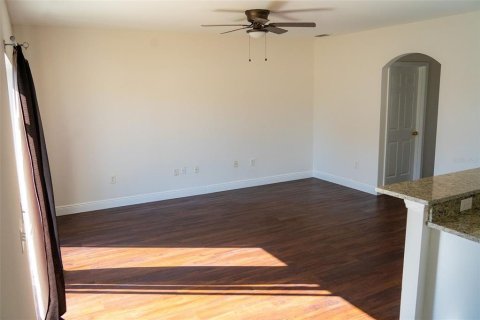 House in Kissimmee, Florida 4 bedrooms, 195.37 sq.m. № 2141974 - photo 29