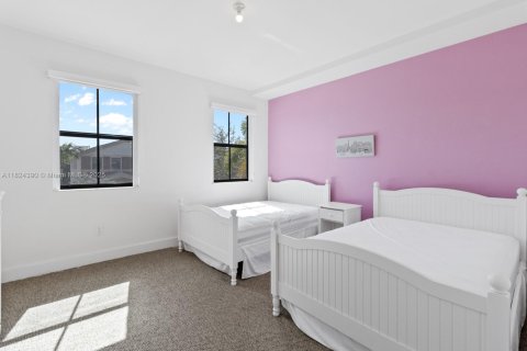 Casa en alquiler en Doral, Florida, 4 dormitorios, 267.37 m2 № 1790186 - foto 20