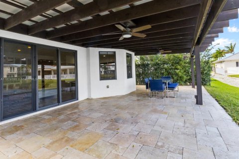 Casa en alquiler en Doral, Florida, 4 dormitorios, 267.37 m2 № 1790186 - foto 24